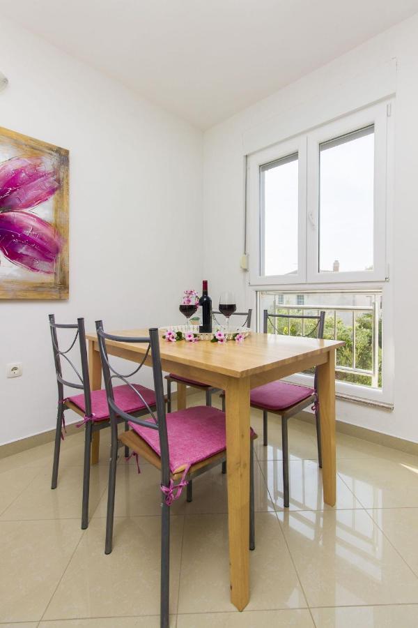 Apartments Lenija Ядрія Екстер'єр фото