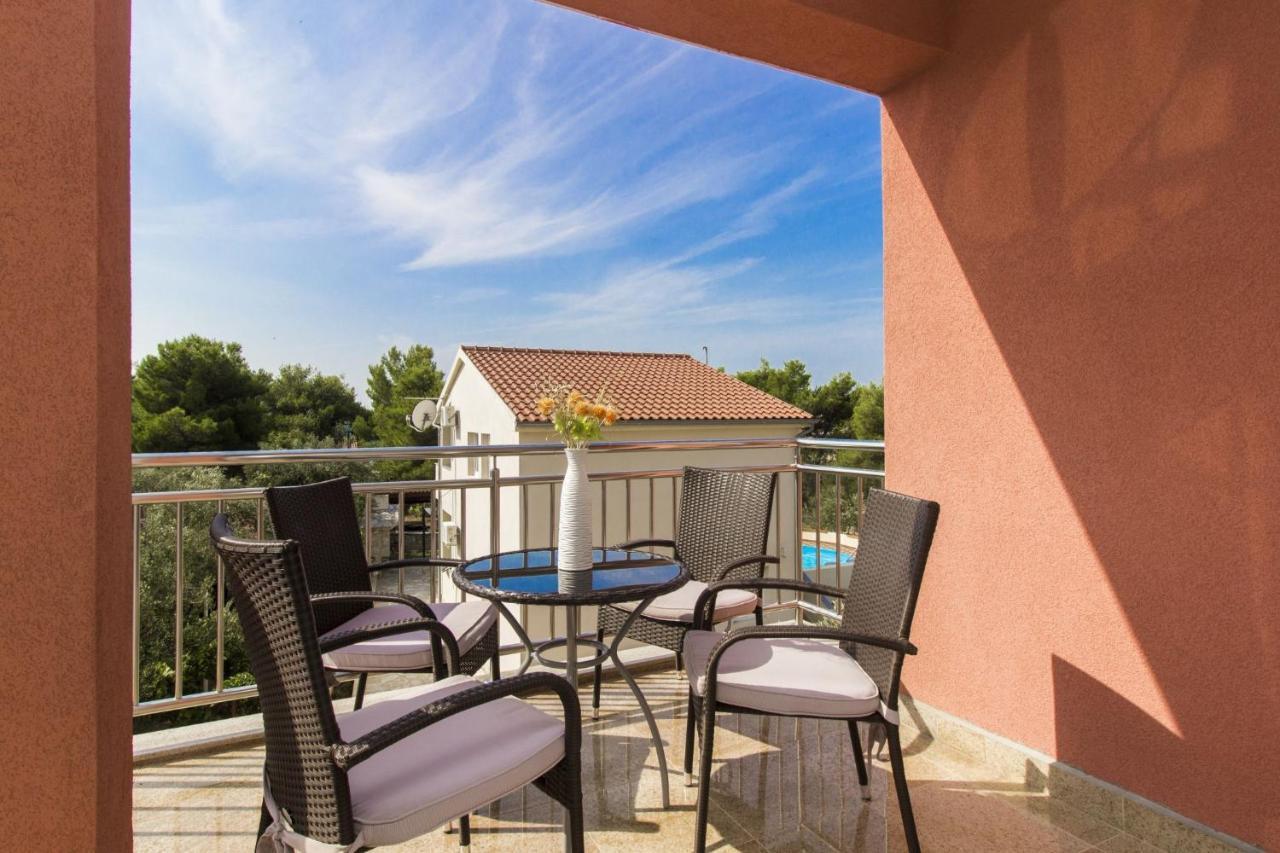 Apartments Lenija Ядрія Екстер'єр фото