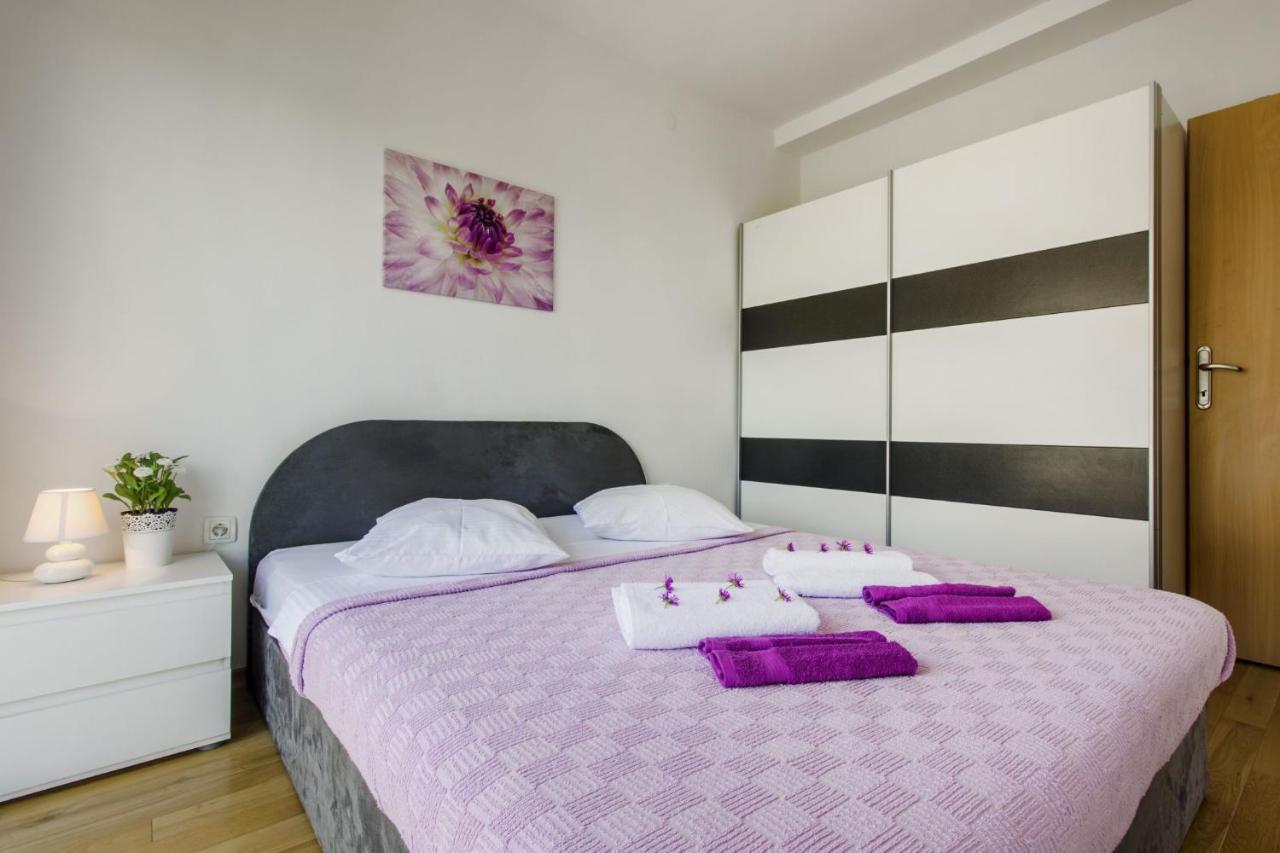 Apartments Lenija Ядрія Екстер'єр фото