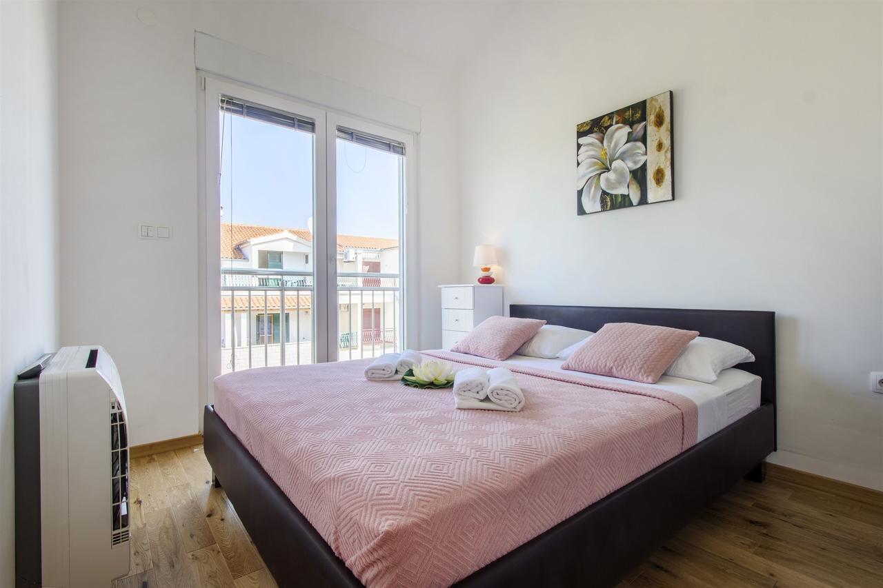 Apartments Lenija Ядрія Екстер'єр фото