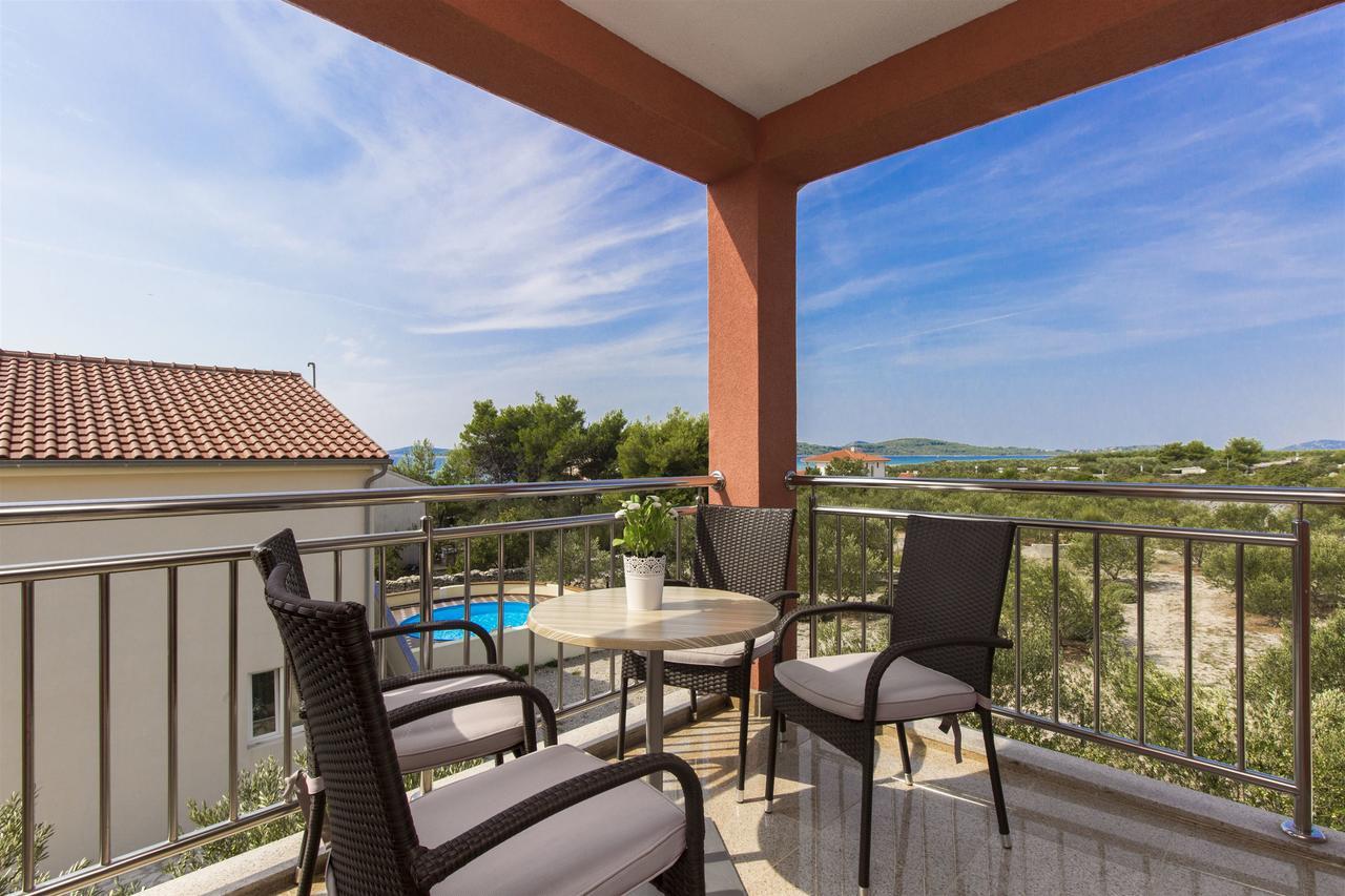 Apartments Lenija Ядрія Екстер'єр фото
