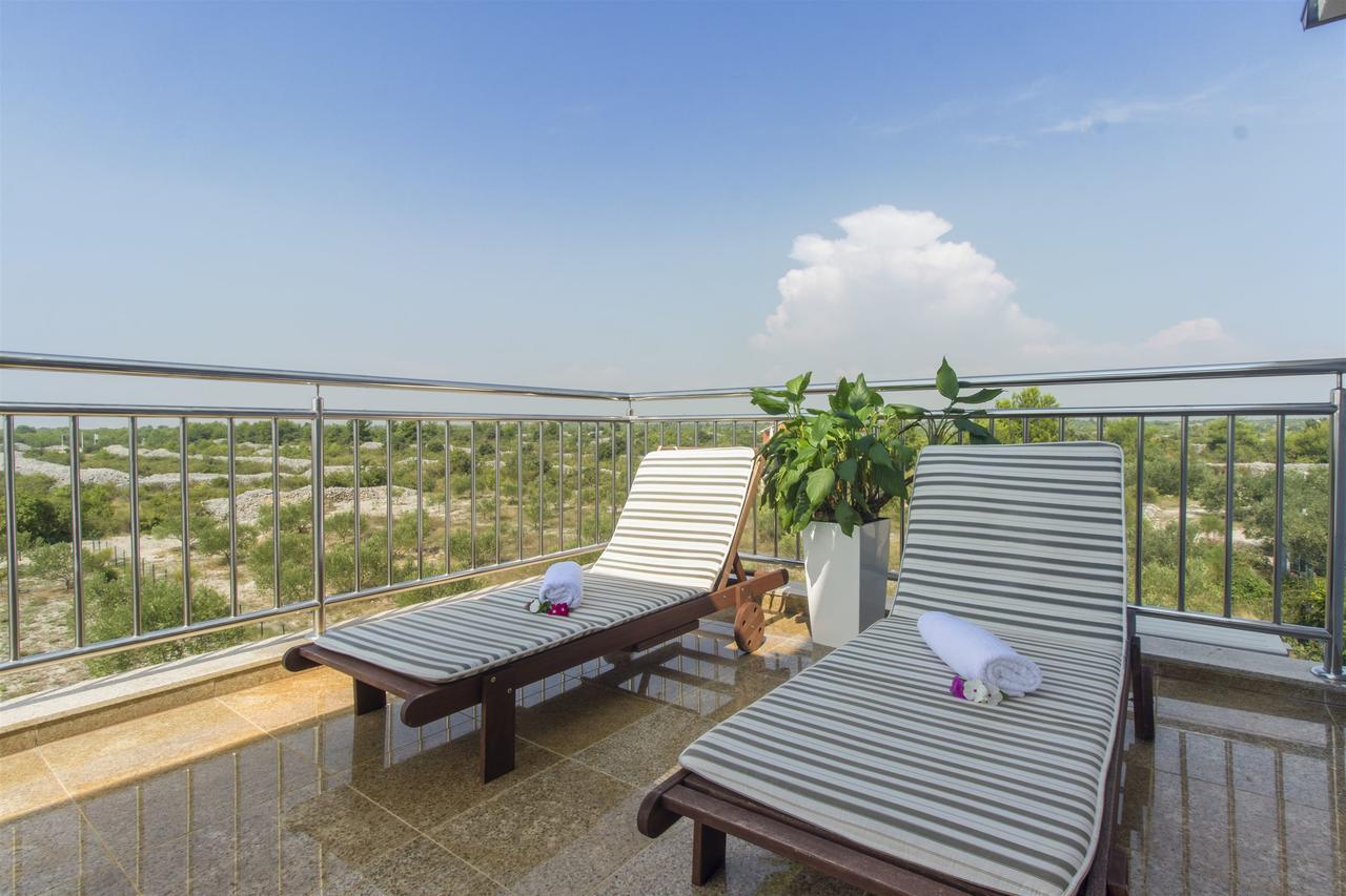 Apartments Lenija Ядрія Екстер'єр фото