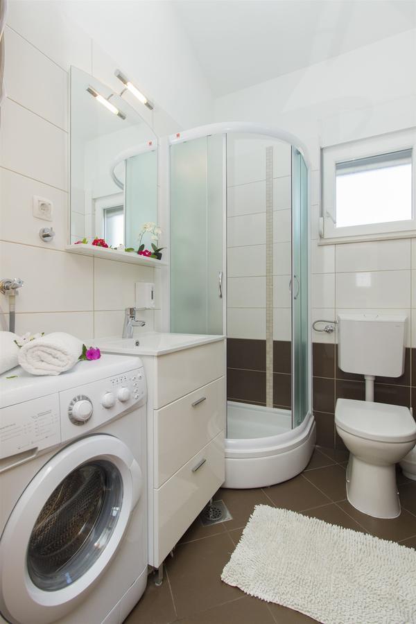 Apartments Lenija Ядрія Екстер'єр фото